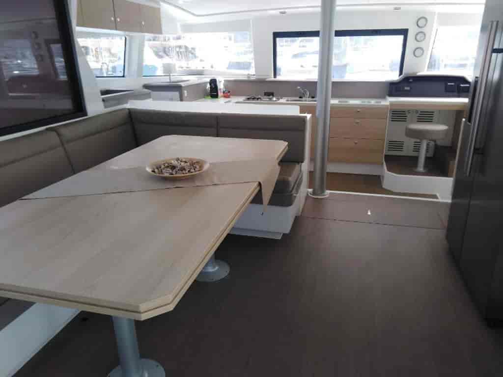Boat picture 9
