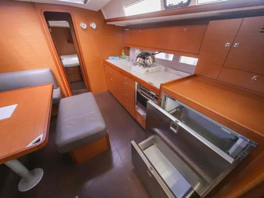 Boat picture 9