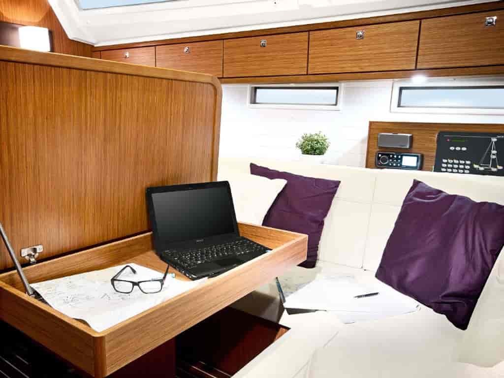 Boat picture 9
