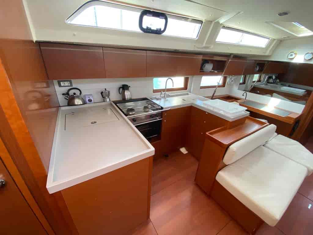 Boat picture 9