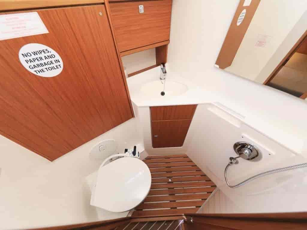Boat picture 9