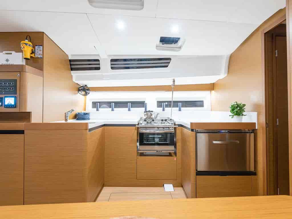 Boat picture 30