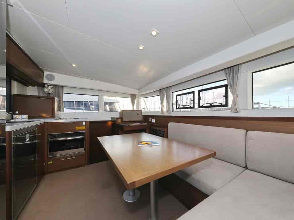 Boat picture 16