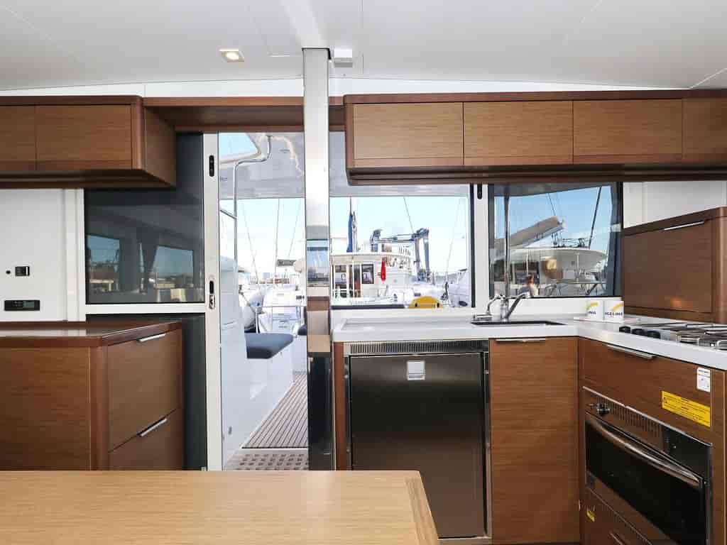 Boat picture 19