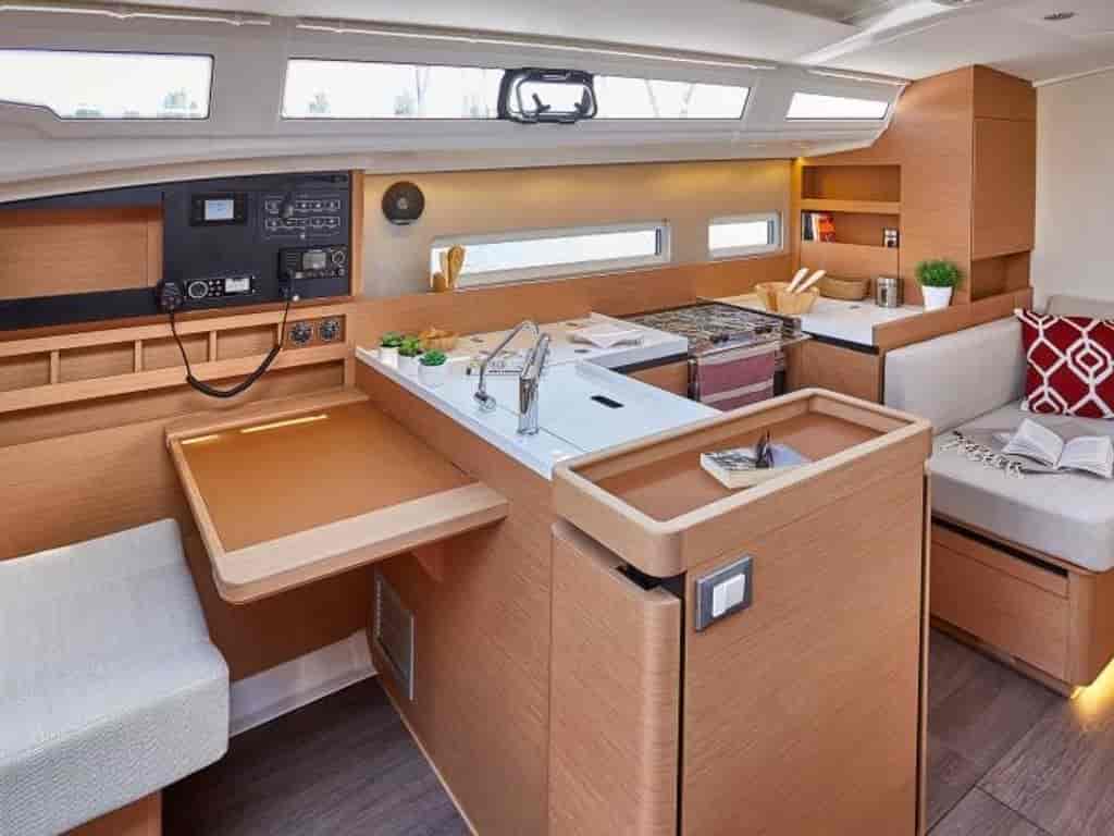 Boat picture 9