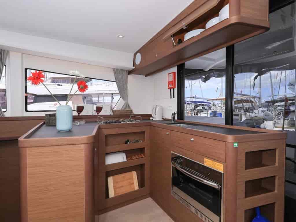 Boat picture 16