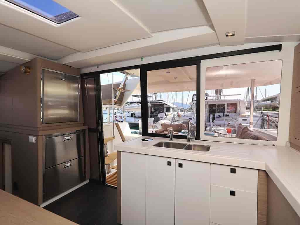 Boat picture 19