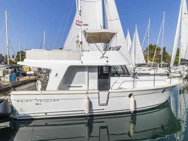 Photo of Blue Sky, image 1 of 5
