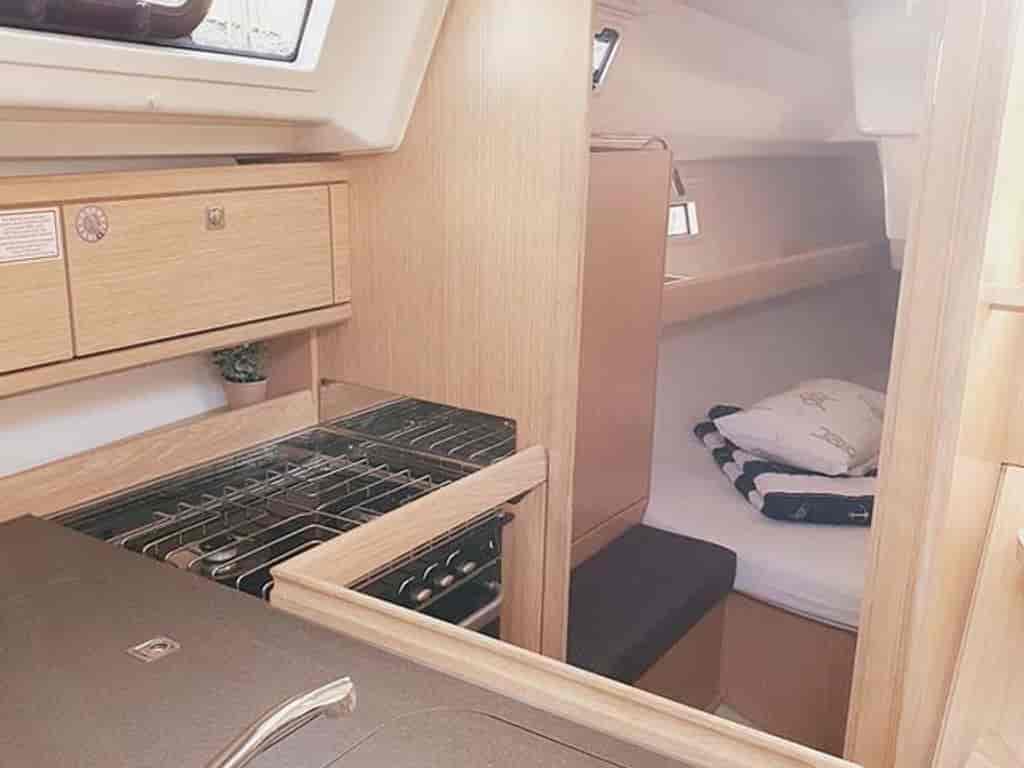 Boat picture 9