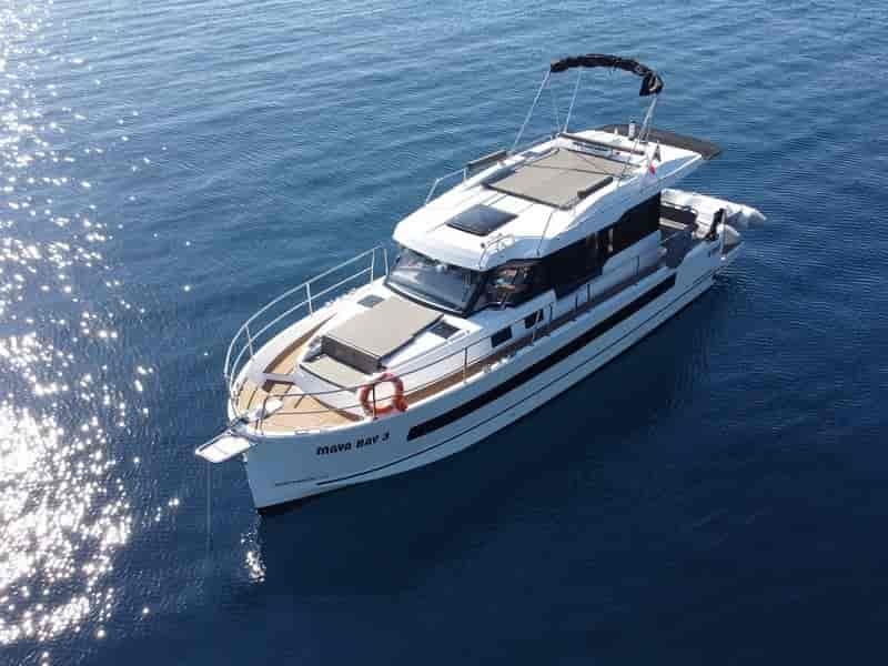 Boat picture 1