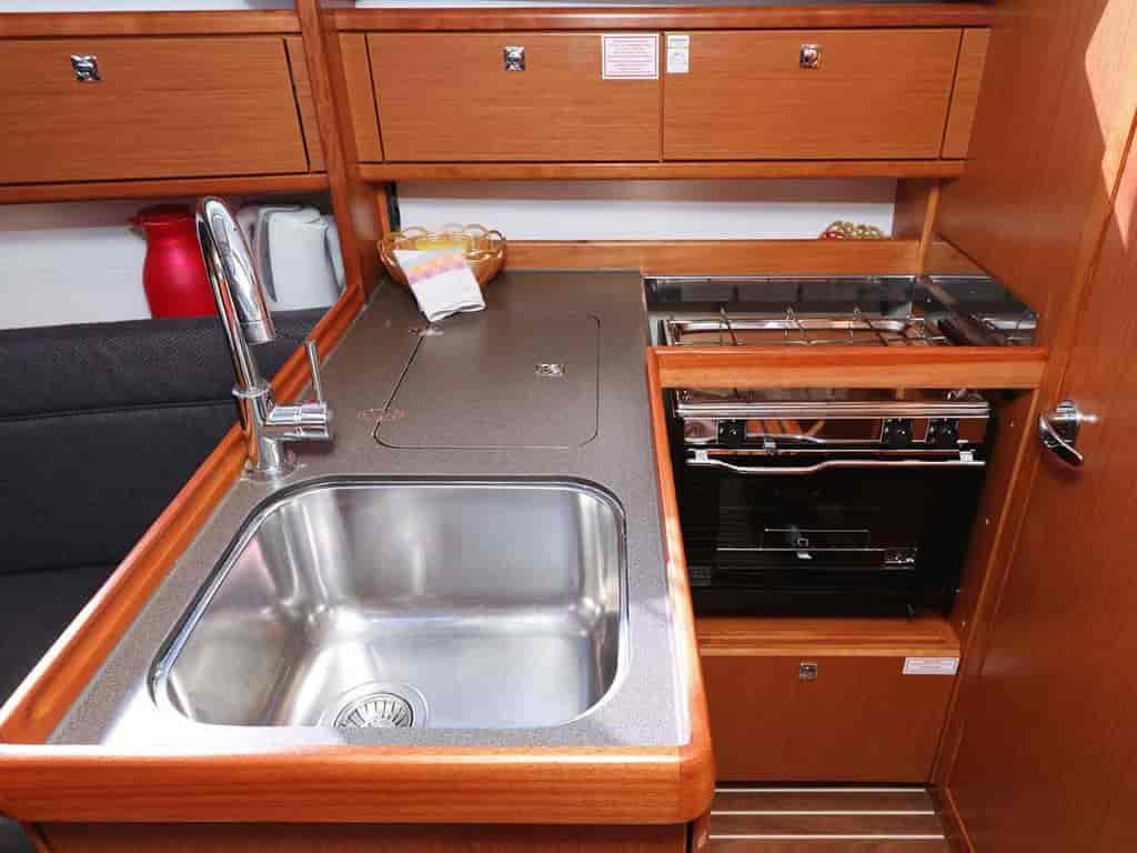 Boat picture 16