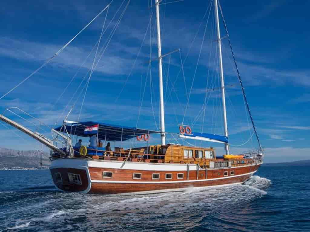 Boat picture 2