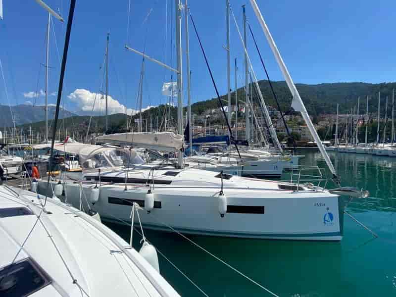 Photo of undefined, image 1 of 15