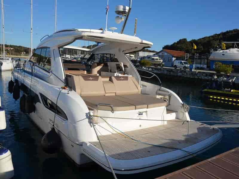 Boat picture 1