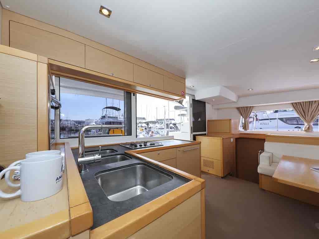 Boat picture 19