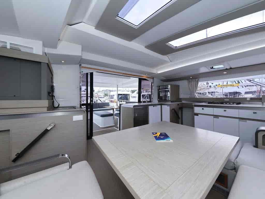 Boat picture 12