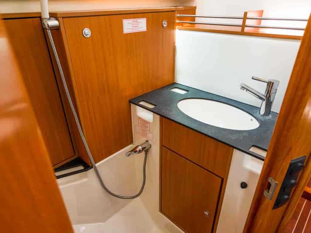 Boat picture 16
