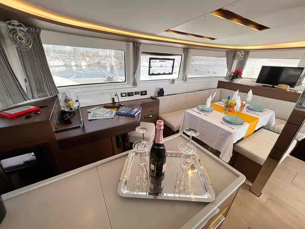 Photo 4 of Kalisi Mou