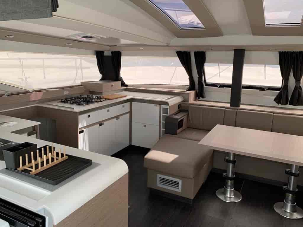 Boat picture 17