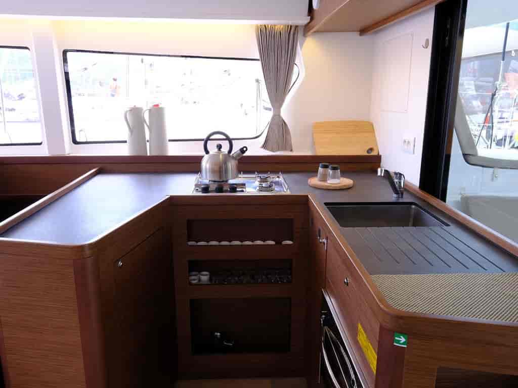 Boat picture 13