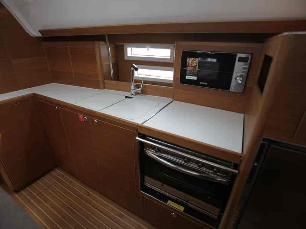 Boat picture 16