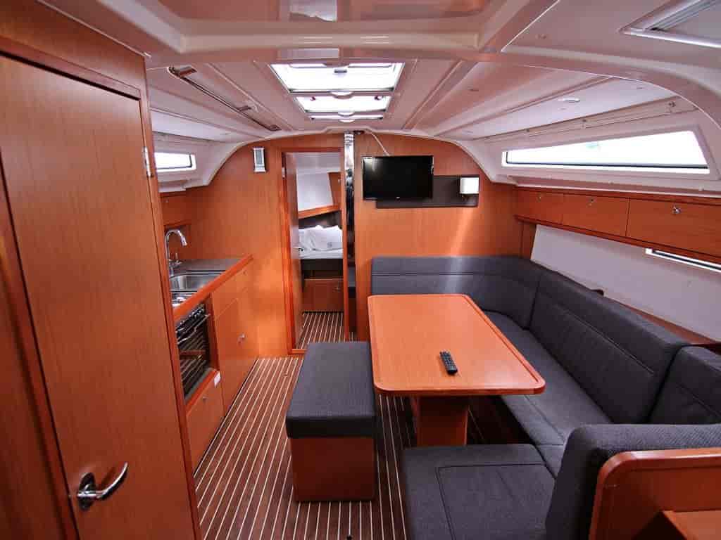 Boat picture 9