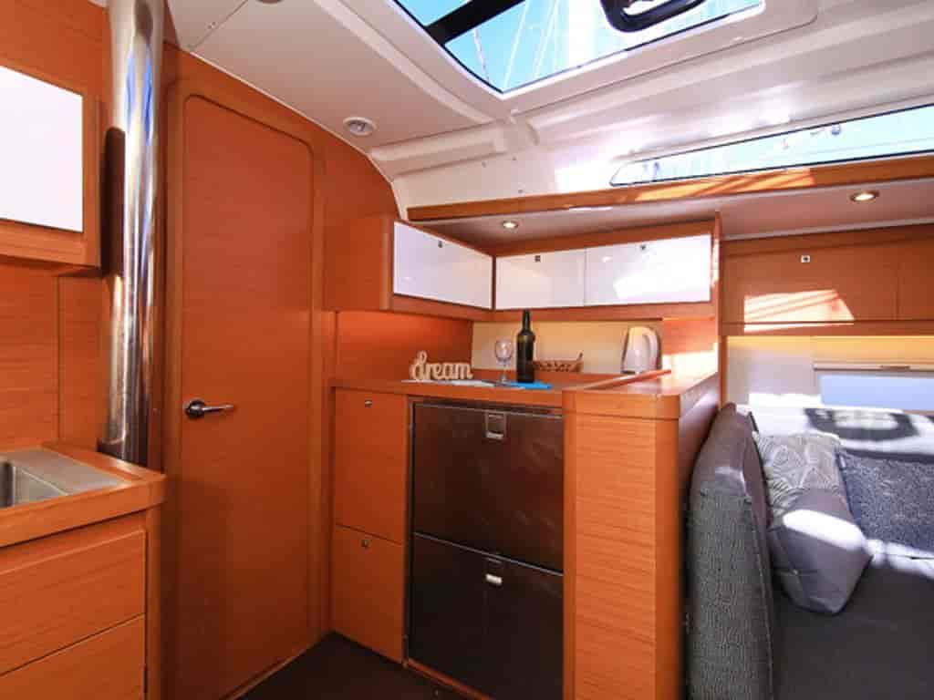 Boat picture 14