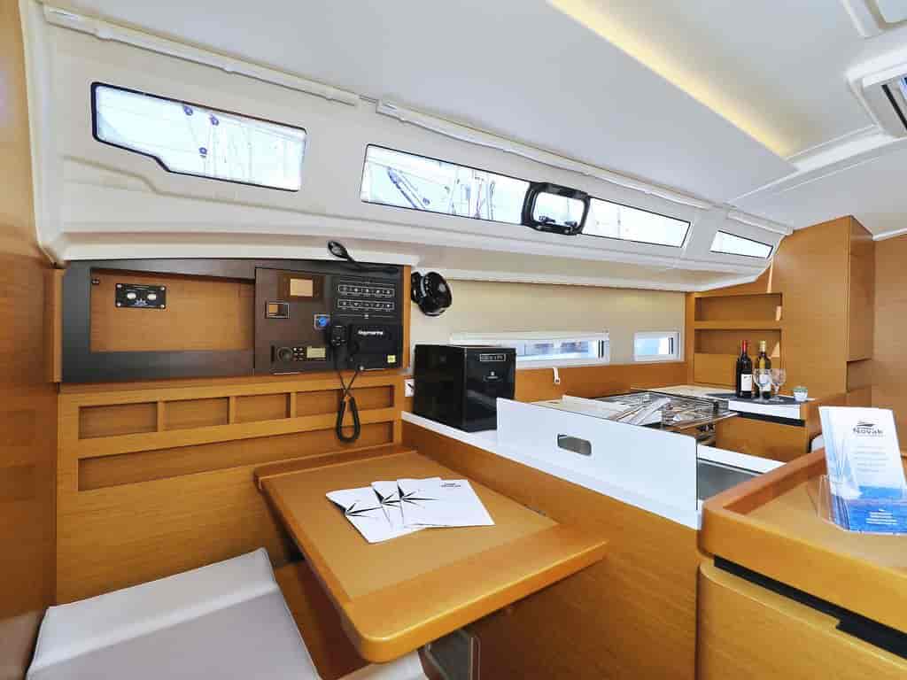 Boat picture 9