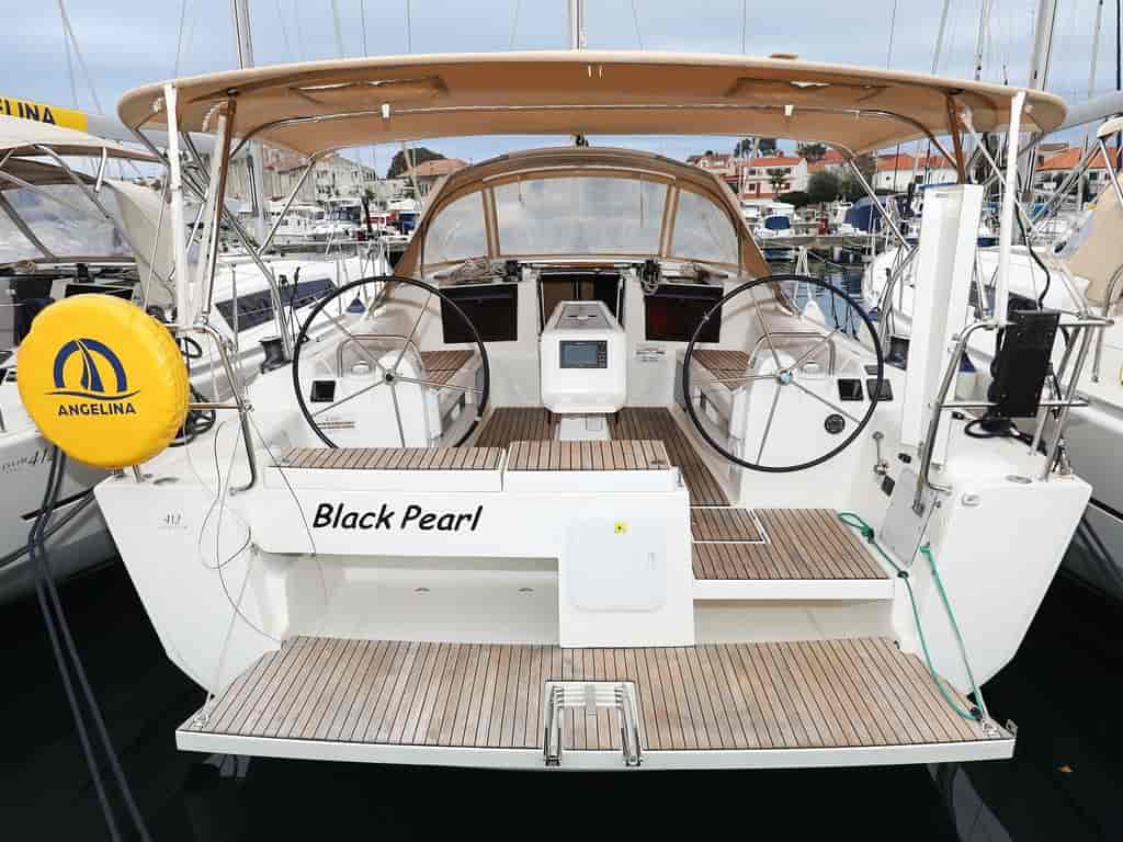 Photo 3 of Black Pearl