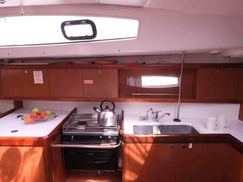Boat picture 9