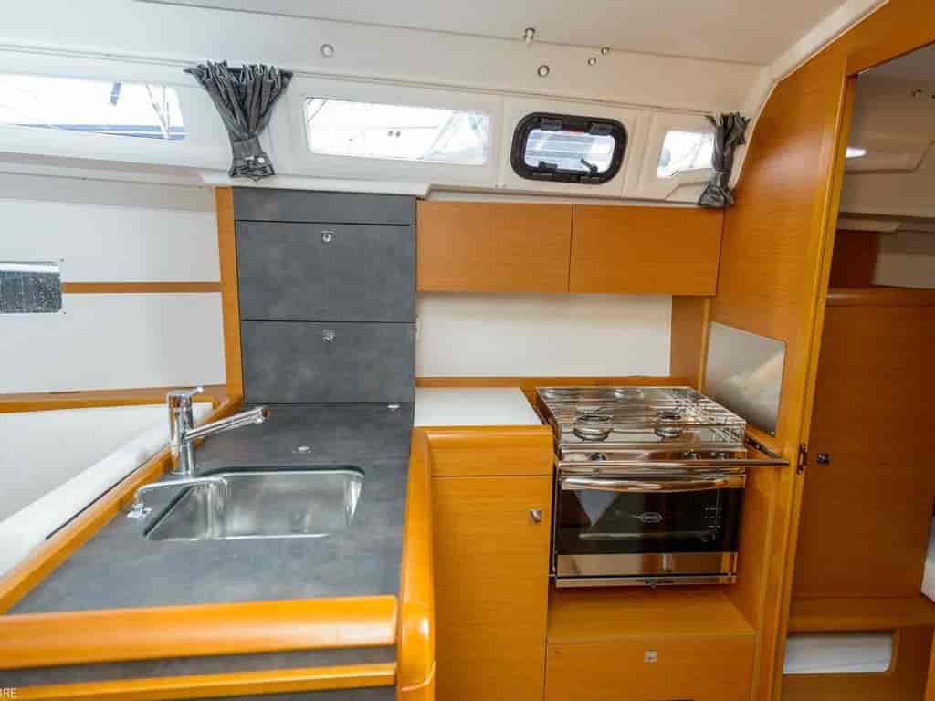 Boat picture 17
