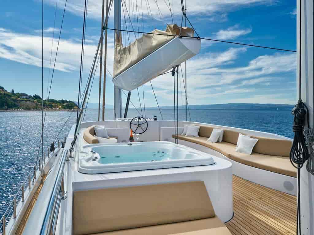 Boat picture 14