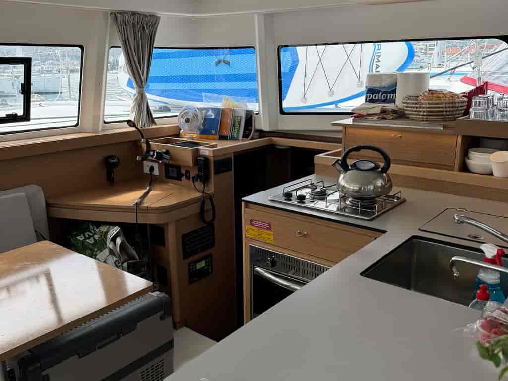 Boat picture 14