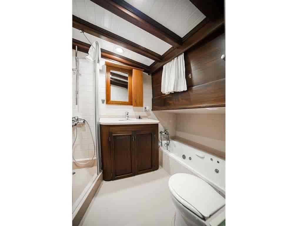 Boat picture 30