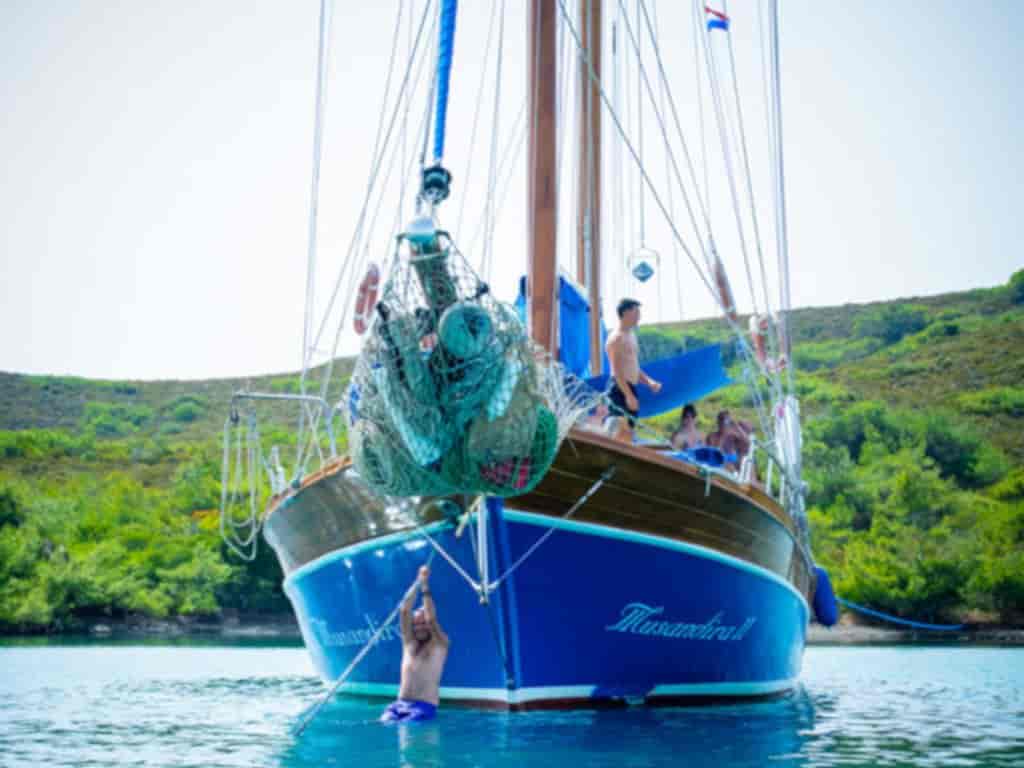Boat picture 9