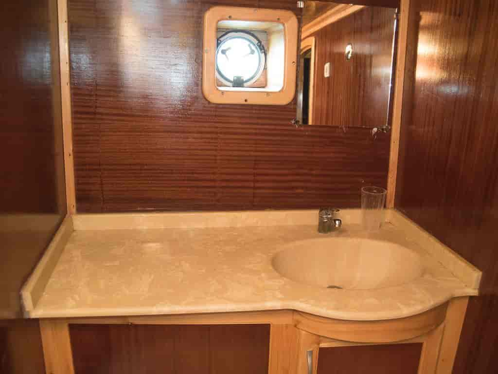 Boat picture 13