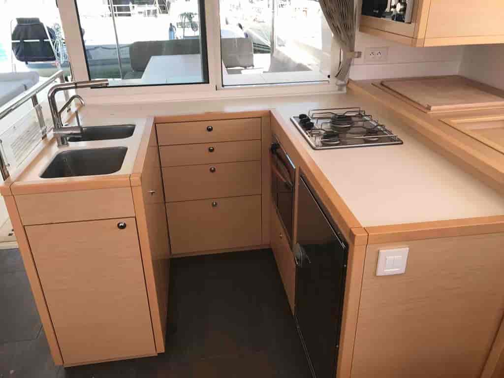 Boat picture 9