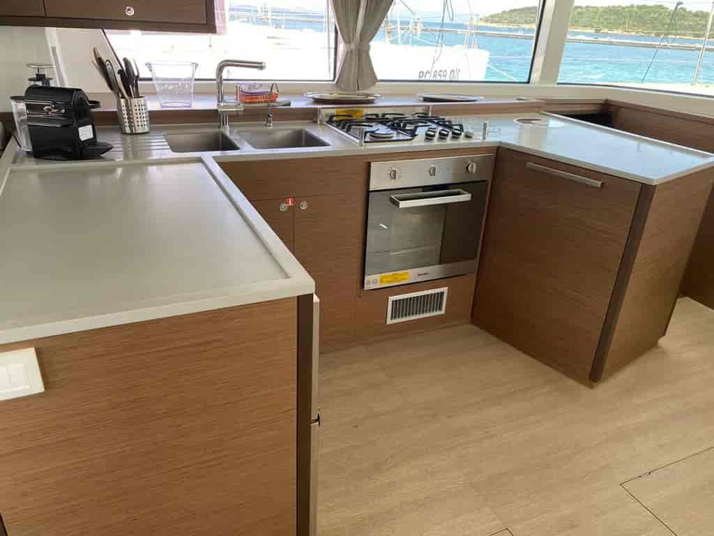 Boat picture 37