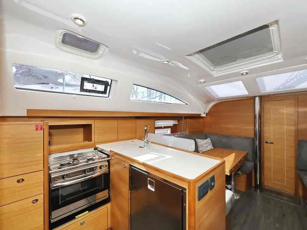 Boat picture 17