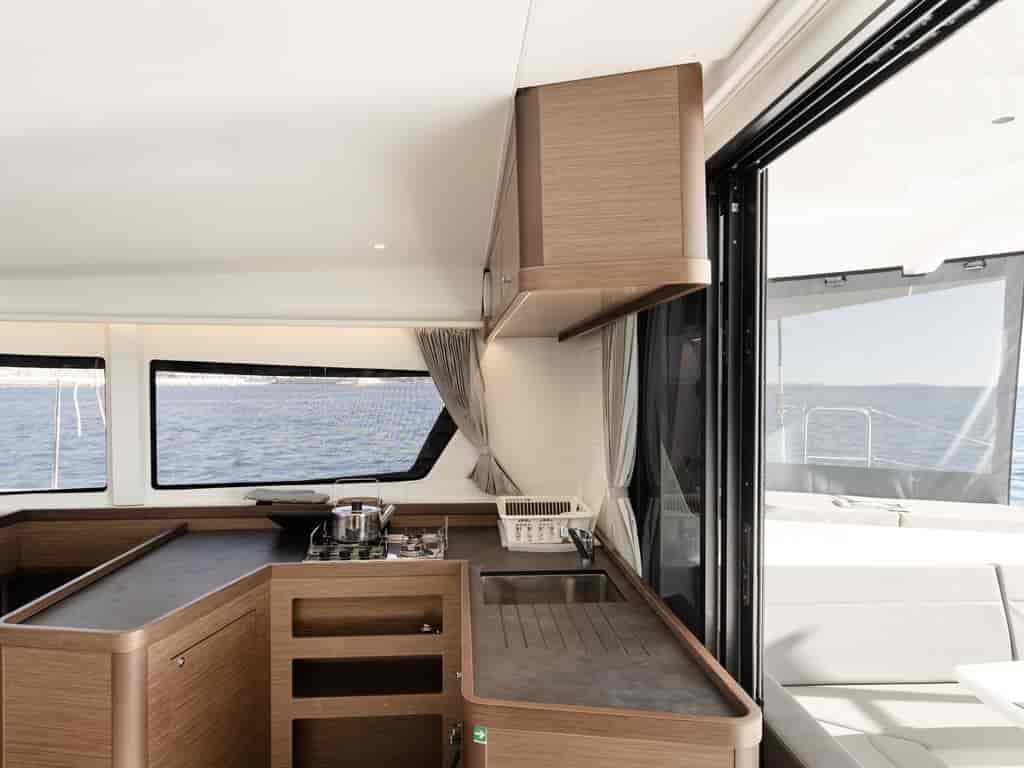 Boat picture 17