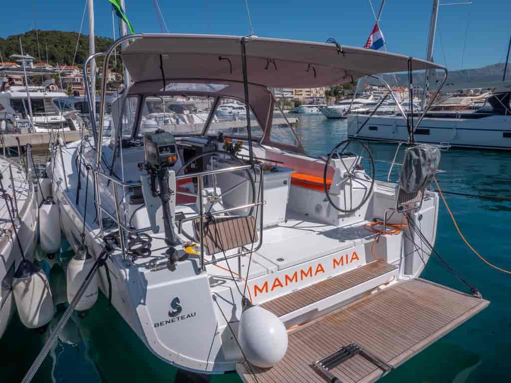Boat picture 9