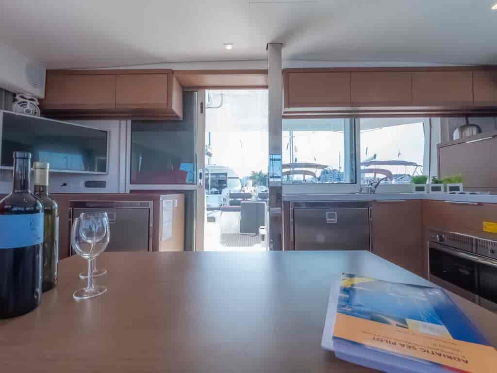 Boat picture 9