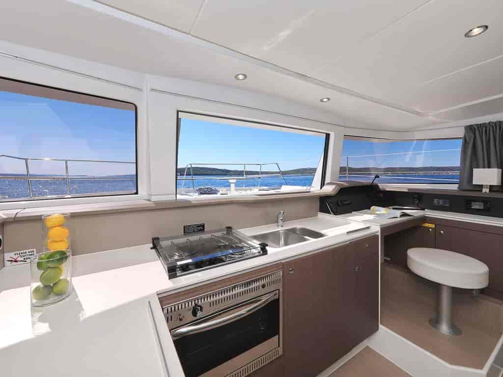 Boat picture 16
