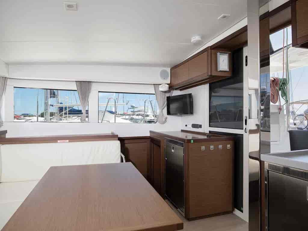 Boat picture 16