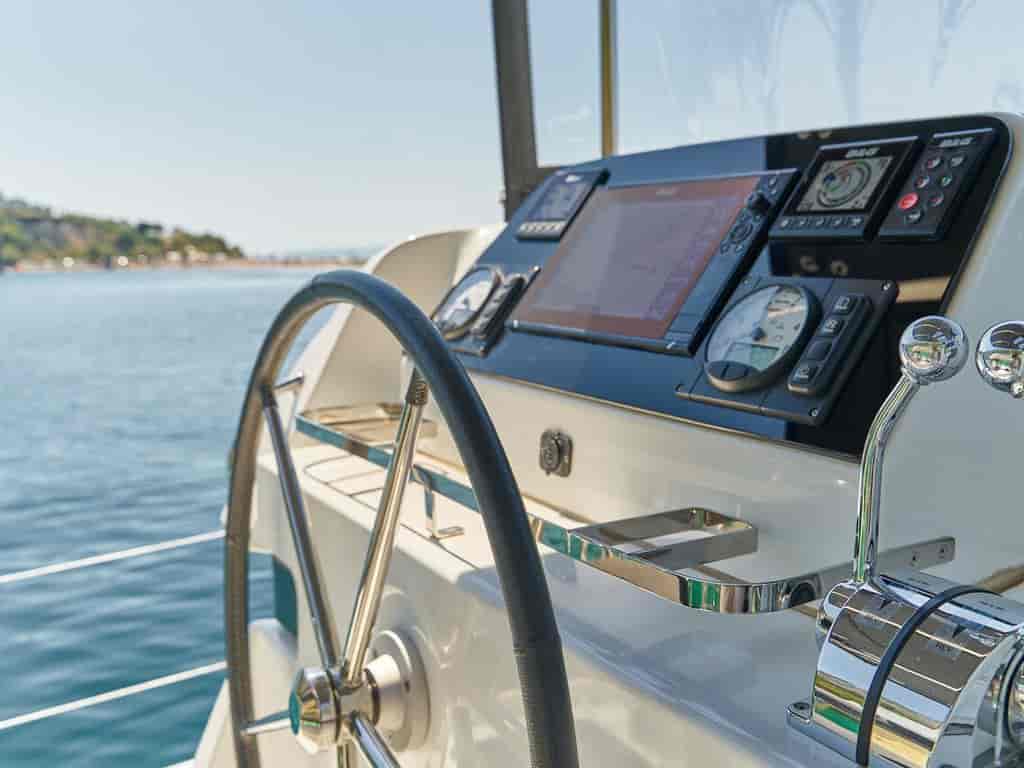 Boat picture 16