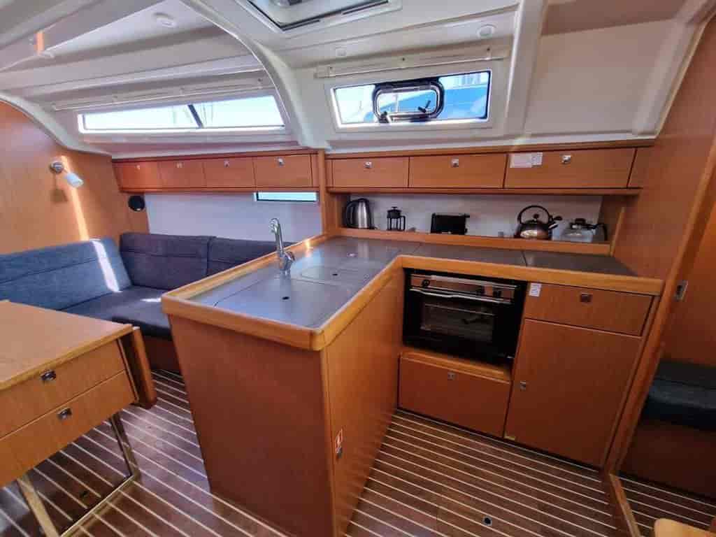 Boat picture 9