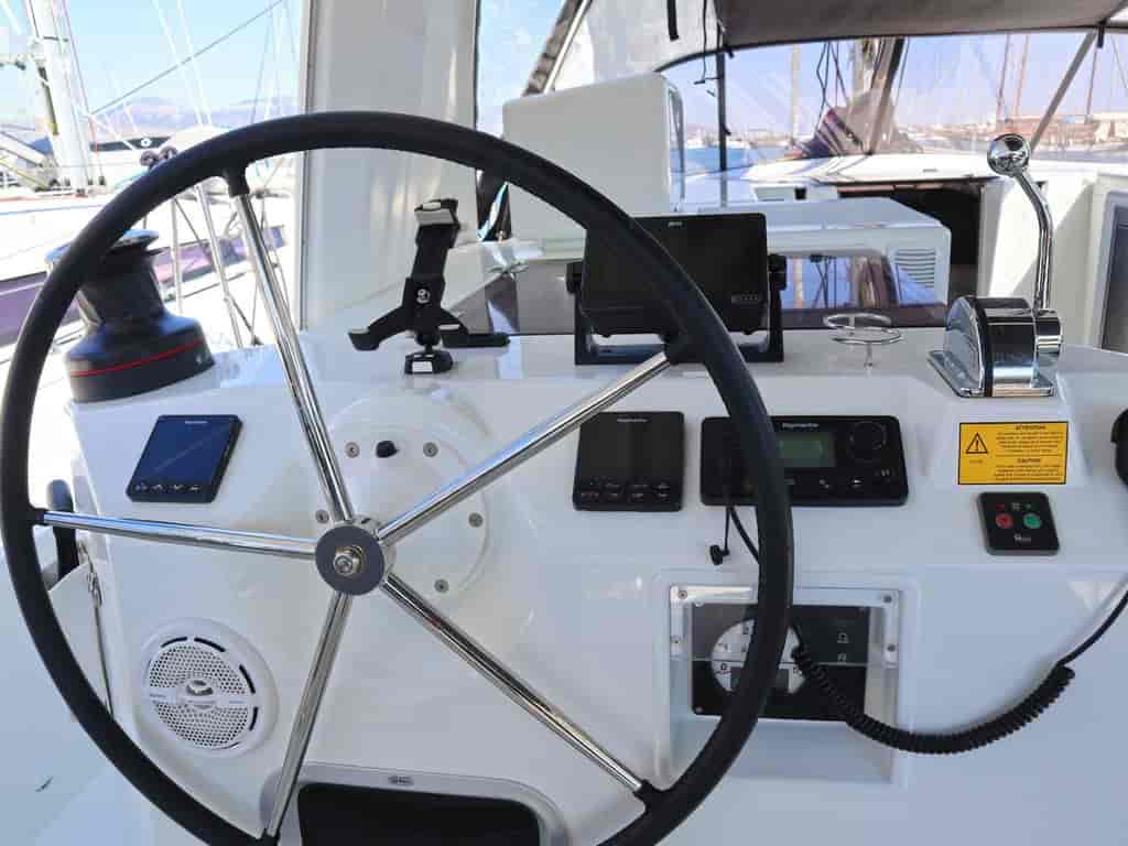 Boat picture 9