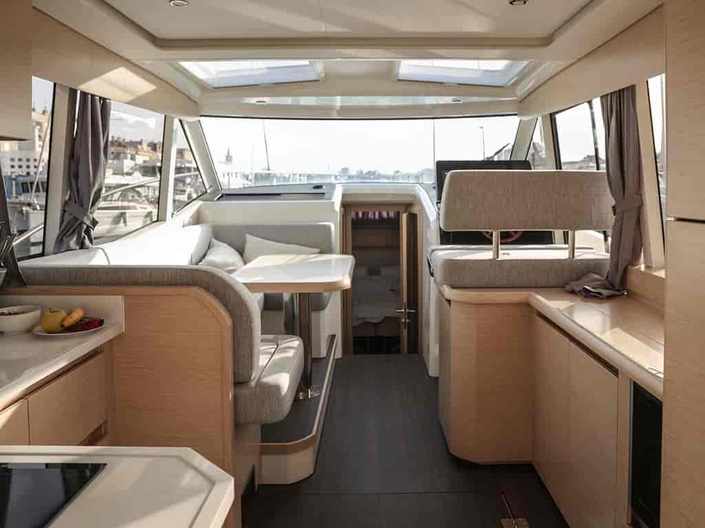Boat picture 9
