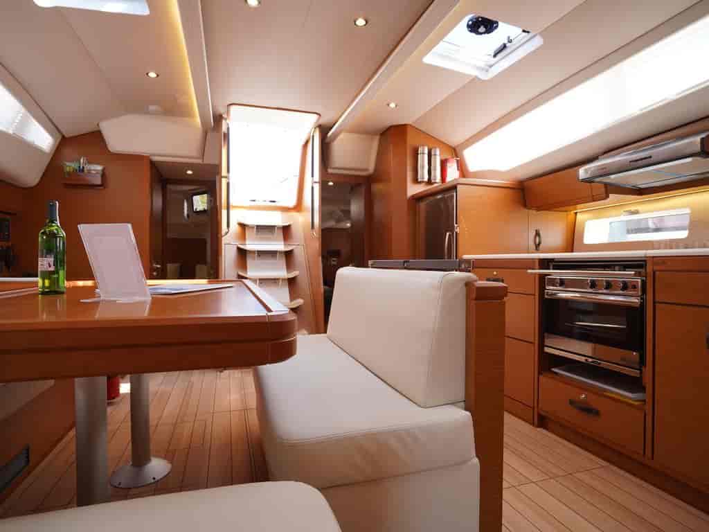 Boat picture 9