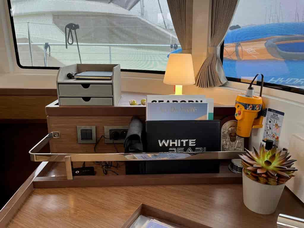 Boat picture 9